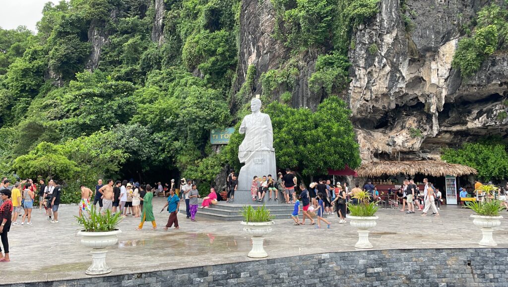 klook halong bay day tour