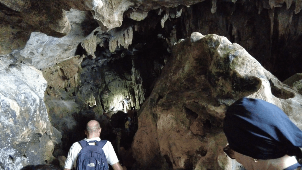 sung sot cave entrance